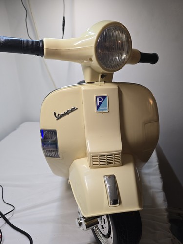 Vespa px150 kids electric ride - vespa,